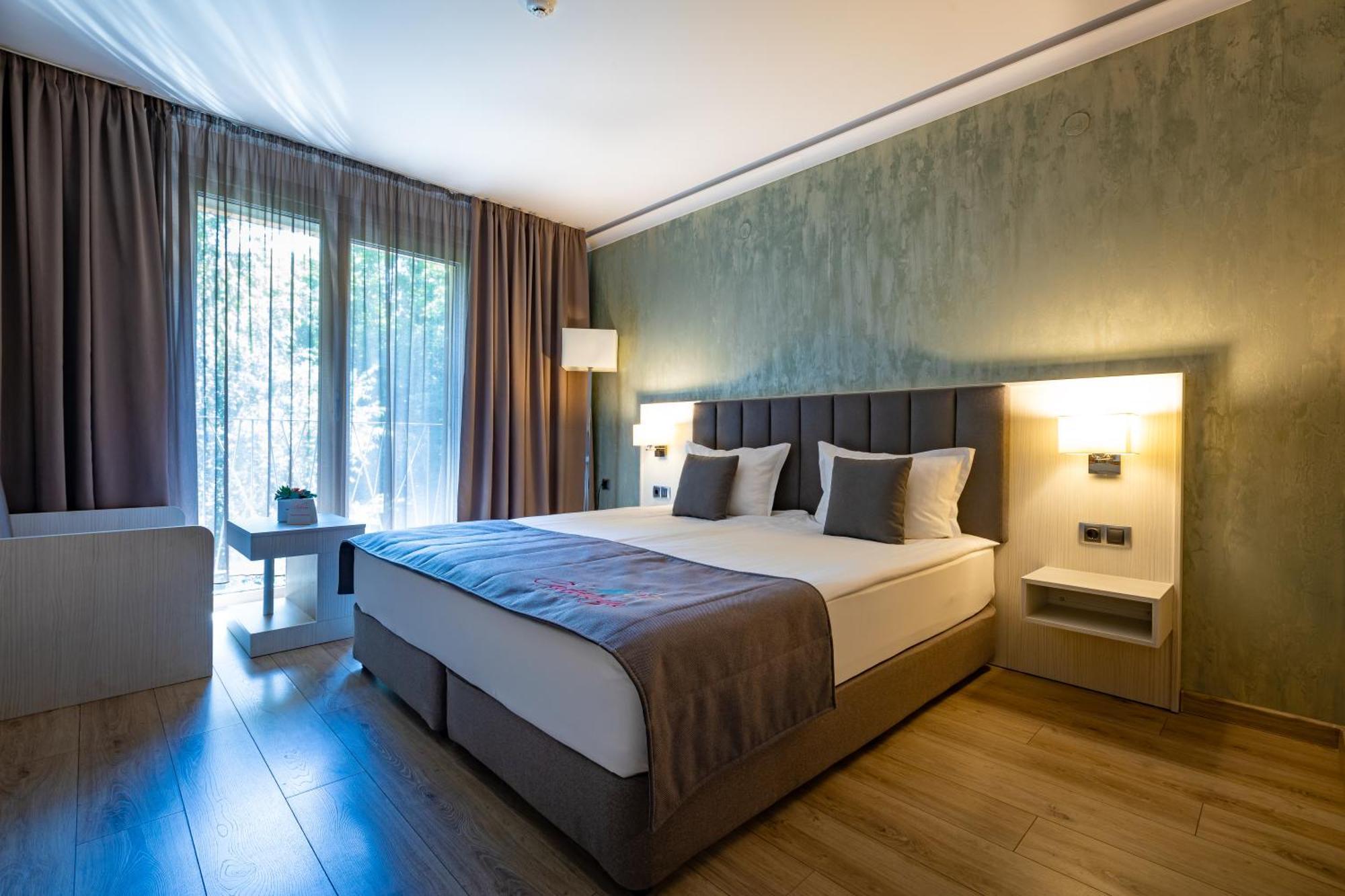 Hotel & Relax Zone Cattleya Krushuna Exterior foto